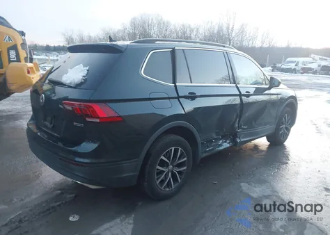 2019 Volkswagen Tiguan 2.0T Se/2.0T Sel/2.0T Sel R-Line/2.0T Sel R-Line Black z USA, uszkodzony, nr VIN 3VV2B7AXXKM172710